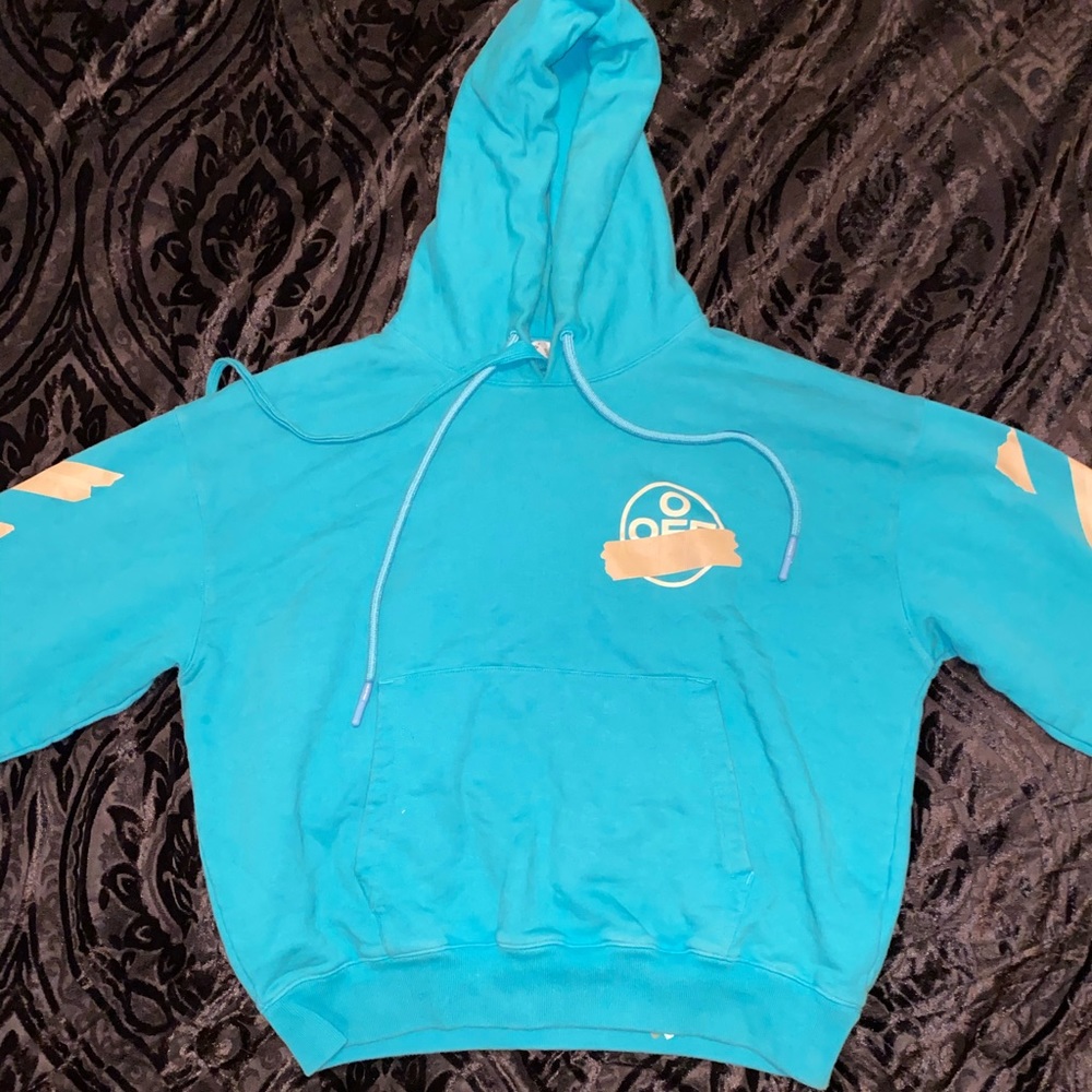Off White ( Blue ) Hoddie 🤍💙